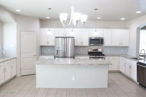 $2,200 | 288 Brookhaven Place, Sierra Vista, AZ 85635