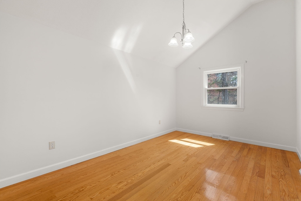 44 Connolly Road Billerica, MA 01821 - Photo 9 of 39