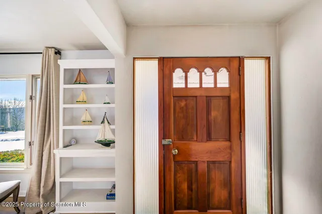 $329,000 | 5 Fieldcrest Drive, Tunkhannock, PA 18657