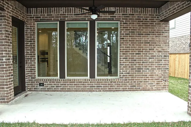 $489,500 | 23 Jonquil Place, Tomball, TX 77375