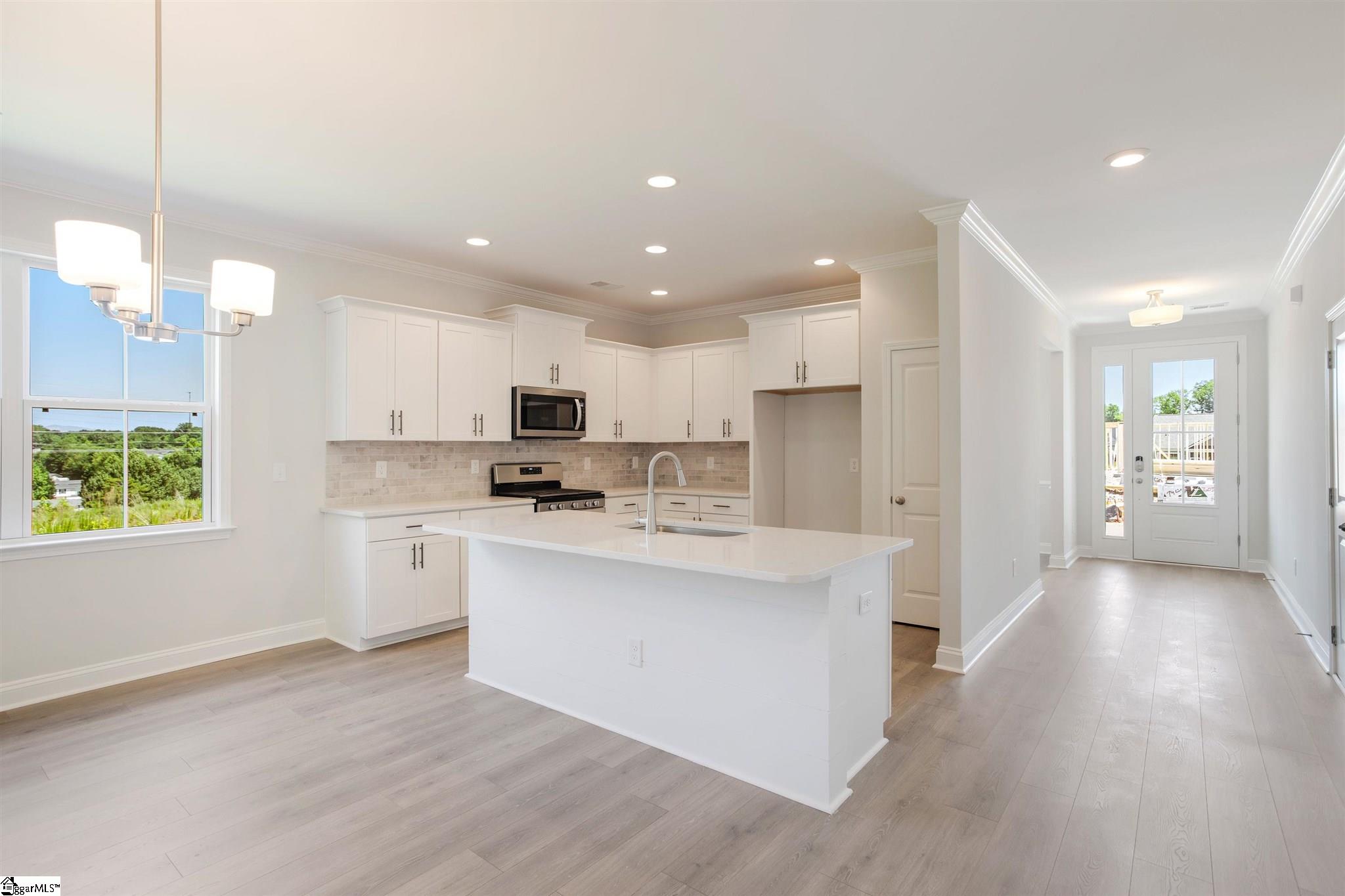 429 Buchanan Rdg Road Taylors, SC 29687 - Photo 9 of 36 Gallery Image 9