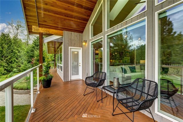 $1,150,000 | 7654 Kachina Road, Deming, WA 98244