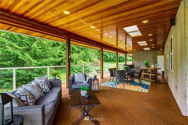 $1,150,000 | 7654 Kachina Road, Deming, WA 98244