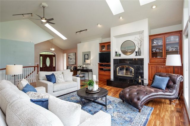 $1,150,000 | 7654 Kachina Road, Deming, WA 98244