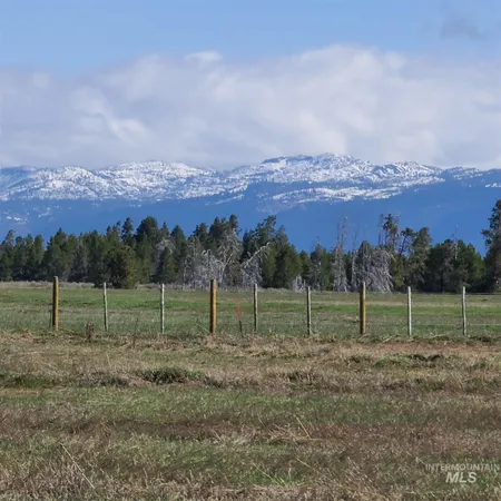 $189,900 | 1808 Schultz, Donnelly, ID 83615