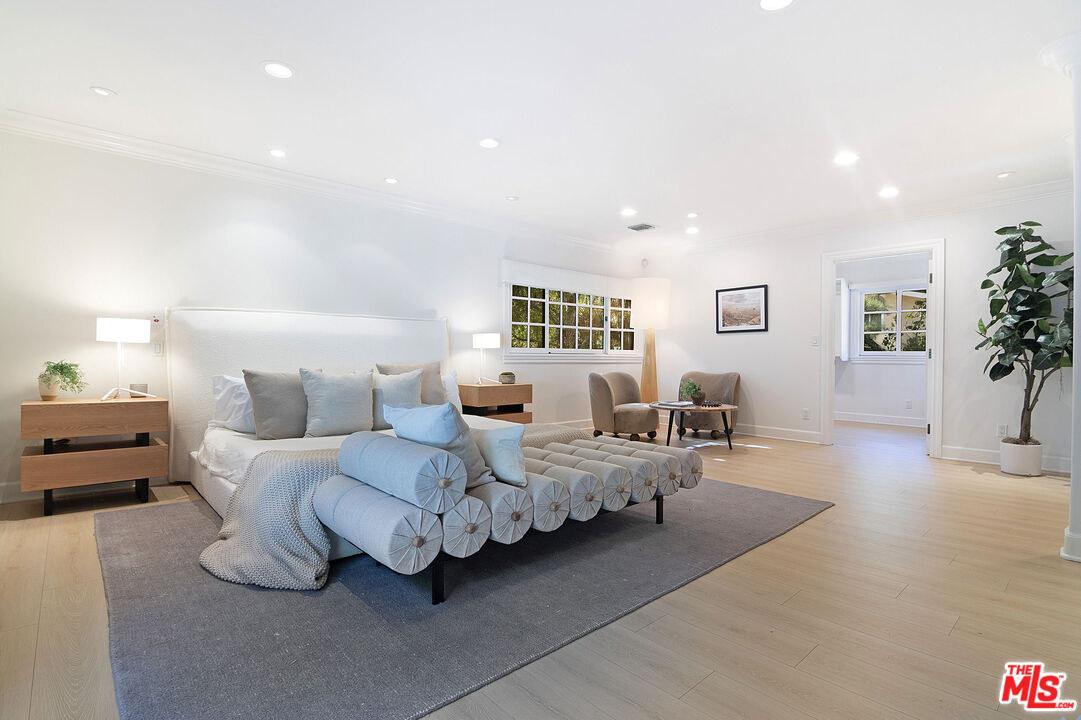 1132 Chantilly Road Los Angeles, CA 90077 - Photo 22 of 37