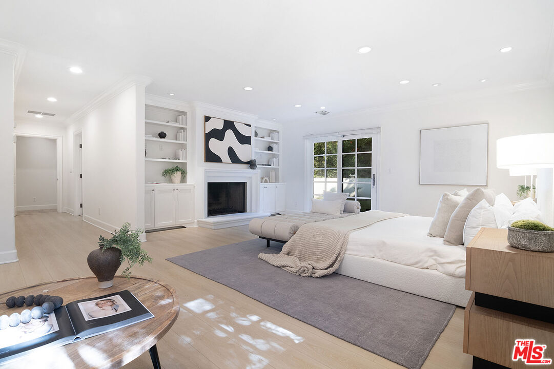 1132 Chantilly Road Los Angeles, CA 90077 - Photo 23 of 37