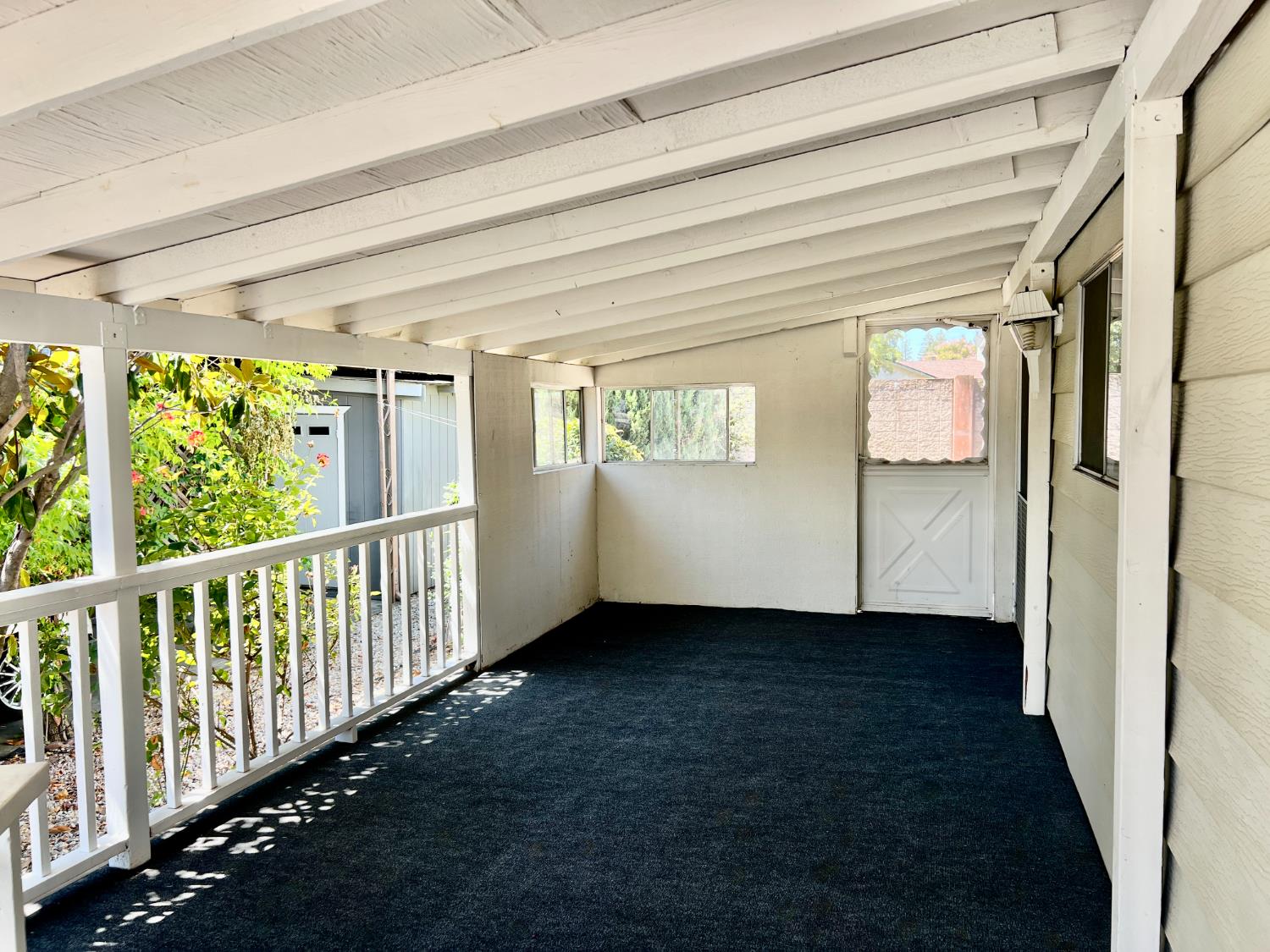 167 Rimma Way Roseville, CA 95661 - Photo 15 of 22 a view of an entryway