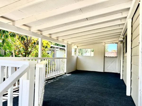 a view of entryway