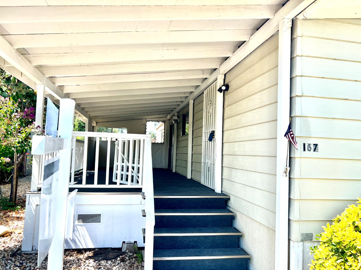 167 Rimma Way Roseville, CA 95661 - Photo 17 of 22 a view of entryway