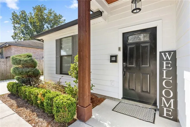 $295,000 | 525 Marino Drive, Norco, LA 70079