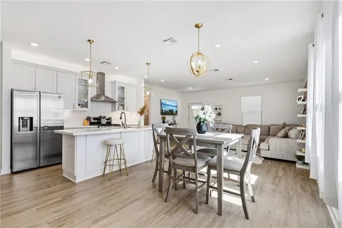 $295,000 | 525 Marino Drive, Norco, LA 70079