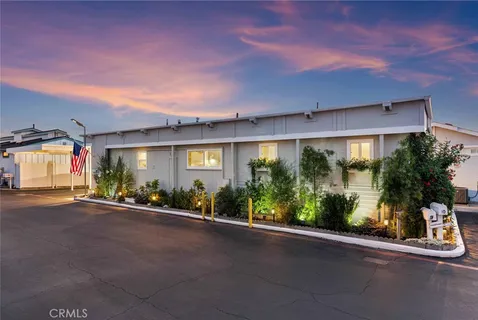 $927,000 | 8 Saratoga, Newport Beach, CA 92660