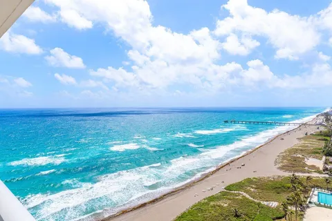 $2,895,000 | 2800 South Ocean Boulevard, Unit 22M, Boca Raton, FL 33432