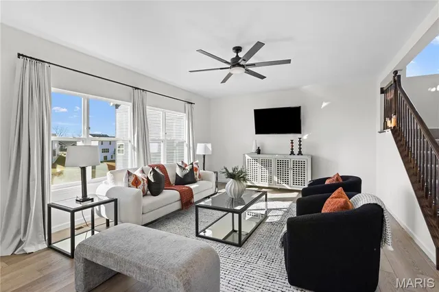 $489,900 | 217 Hidden Bluffs Drive, Lake St. Louis, MO 63367