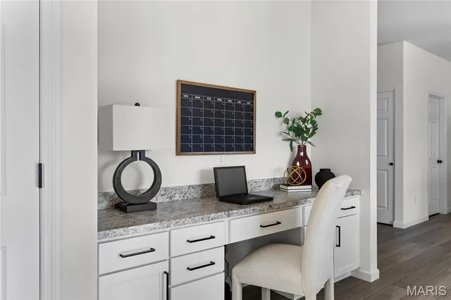 $489,900 | 217 Hidden Bluffs Drive, Lake St. Louis, MO 63367