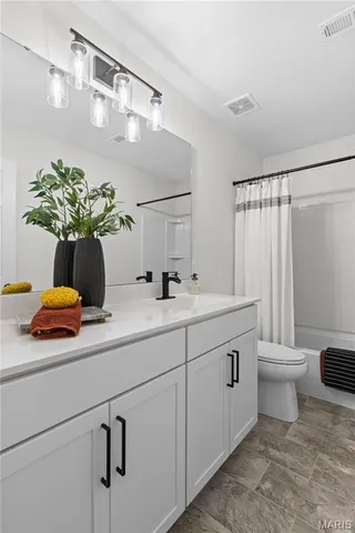 $489,900 | 217 Hidden Bluffs Drive, Lake St. Louis, MO 63367