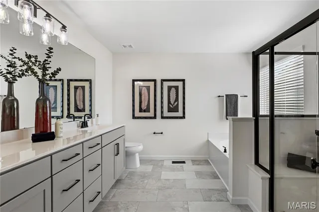 $489,900 | 217 Hidden Bluffs Drive, Lake St. Louis, MO 63367