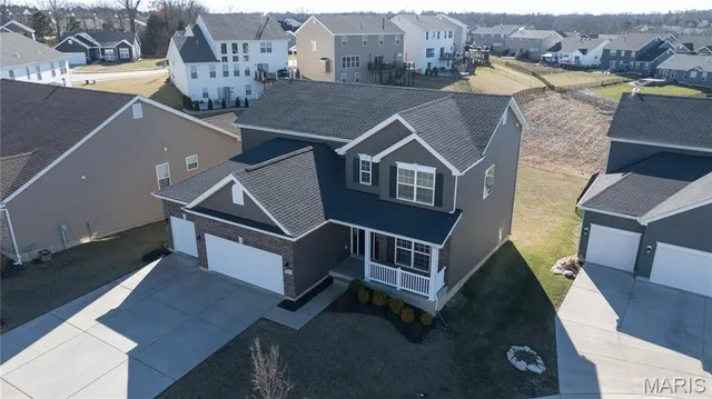 $489,900 | 217 Hidden Bluffs Drive, Lake St. Louis, MO 63367