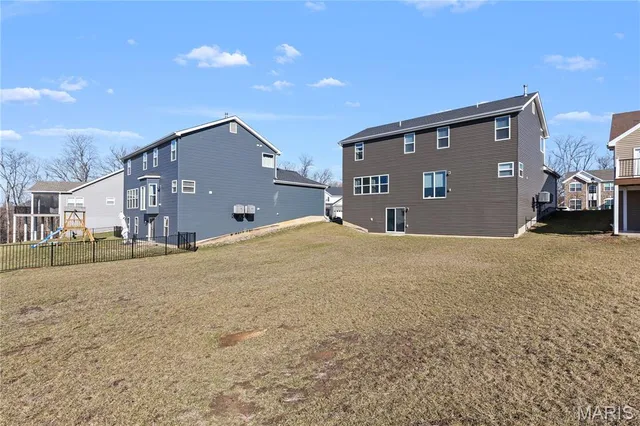 $489,900 | 217 Hidden Bluffs Drive, Lake St. Louis, MO 63367