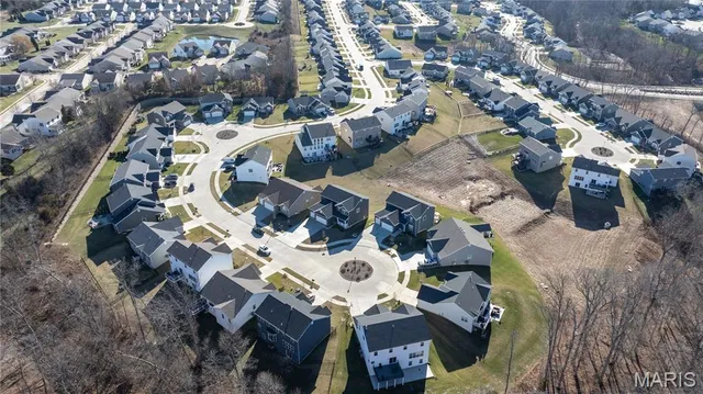 $489,900 | 217 Hidden Bluffs Drive, Lake St. Louis, MO 63367