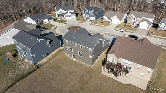 $489,900 | 217 Hidden Bluffs Drive, Lake St. Louis, MO 63367