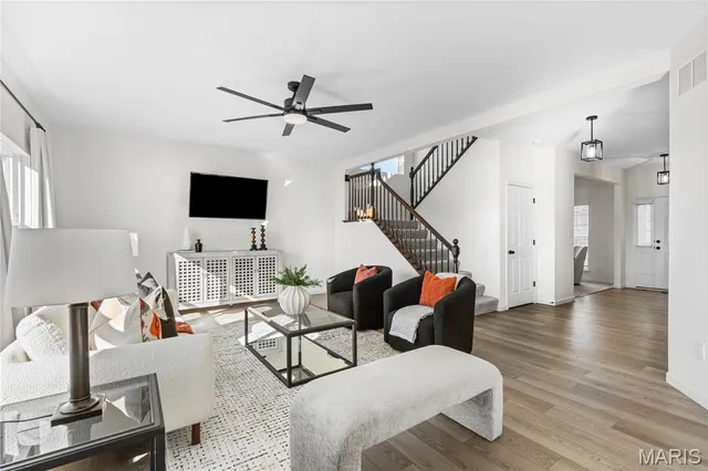 $489,900 | 217 Hidden Bluffs Drive, Lake St. Louis, MO 63367