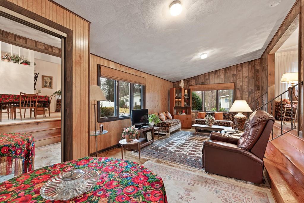 2 Bates Street Burlington, MA 01803 - Photo 14 of 30