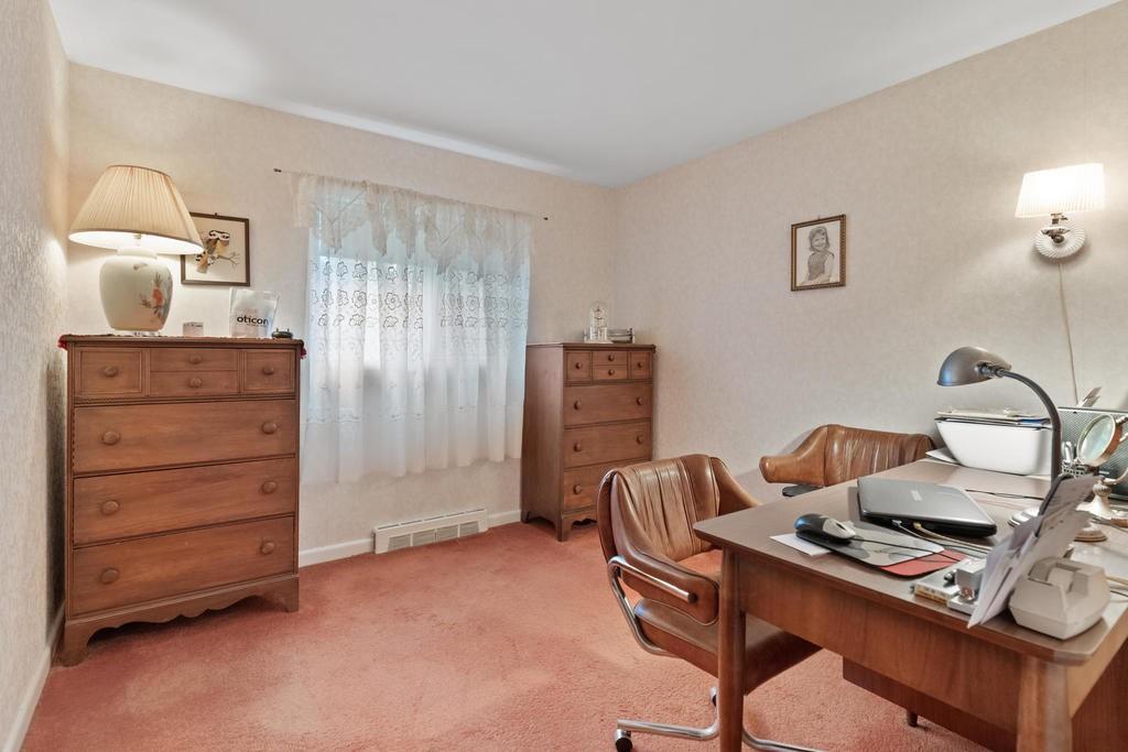 2 Bates Street Burlington, MA 01803 - Photo 22 of 30