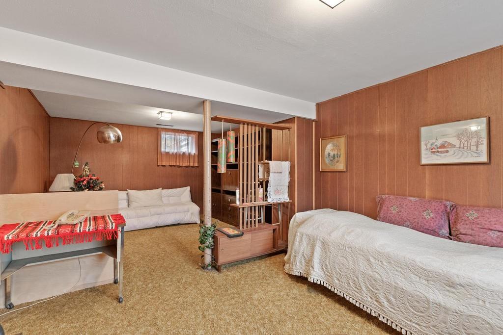 2 Bates Street Burlington, MA 01803 - Photo 23 of 30