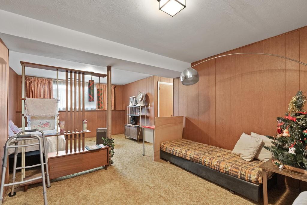 2 Bates Street Burlington, MA 01803 - Photo 24 of 30