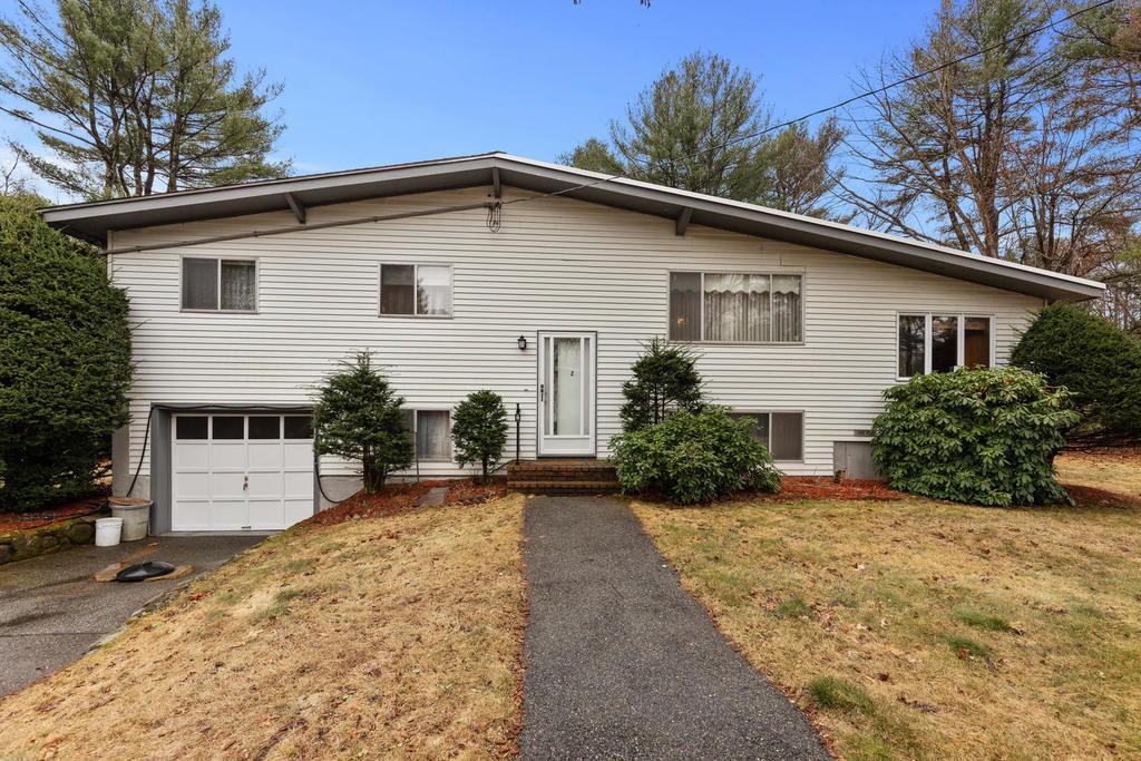 2 Bates Street Burlington, MA 01803 - Photo 3 of 30