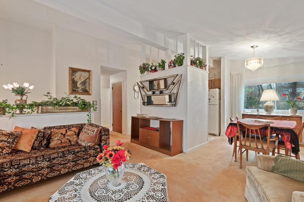 2 Bates Street Burlington, MA 01803 - Photo 9 of 30