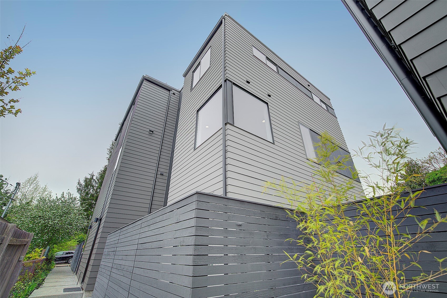 7912 34th Avenue Southwest, Unit B Seattle, WA 98126 - Photo 17 of 17