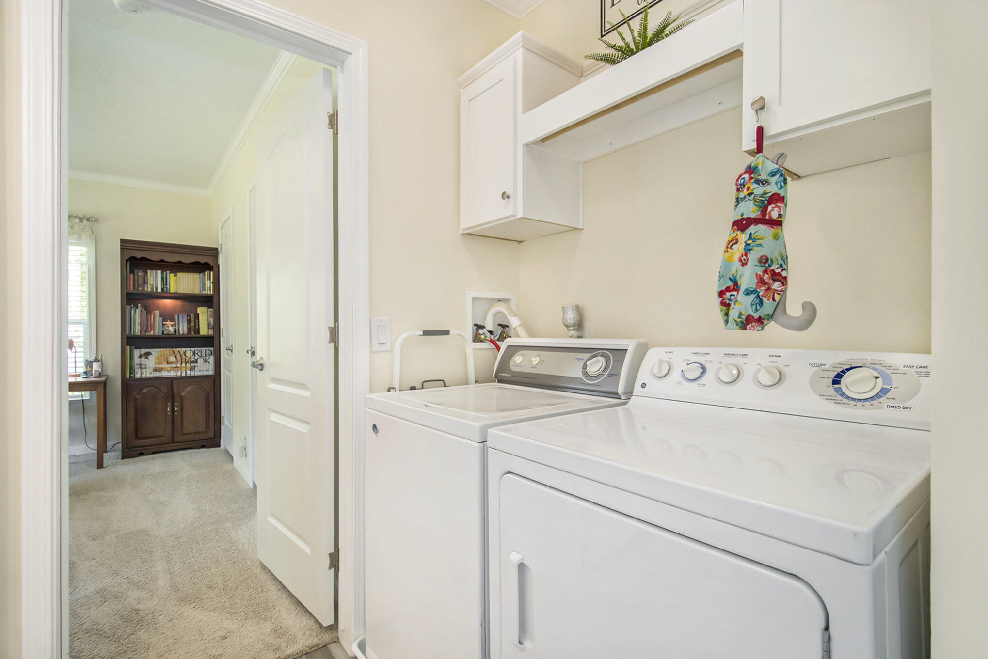 17033 Kessington Road Cassopolis, MI 49031 - Photo 13 of 18 Laundry area