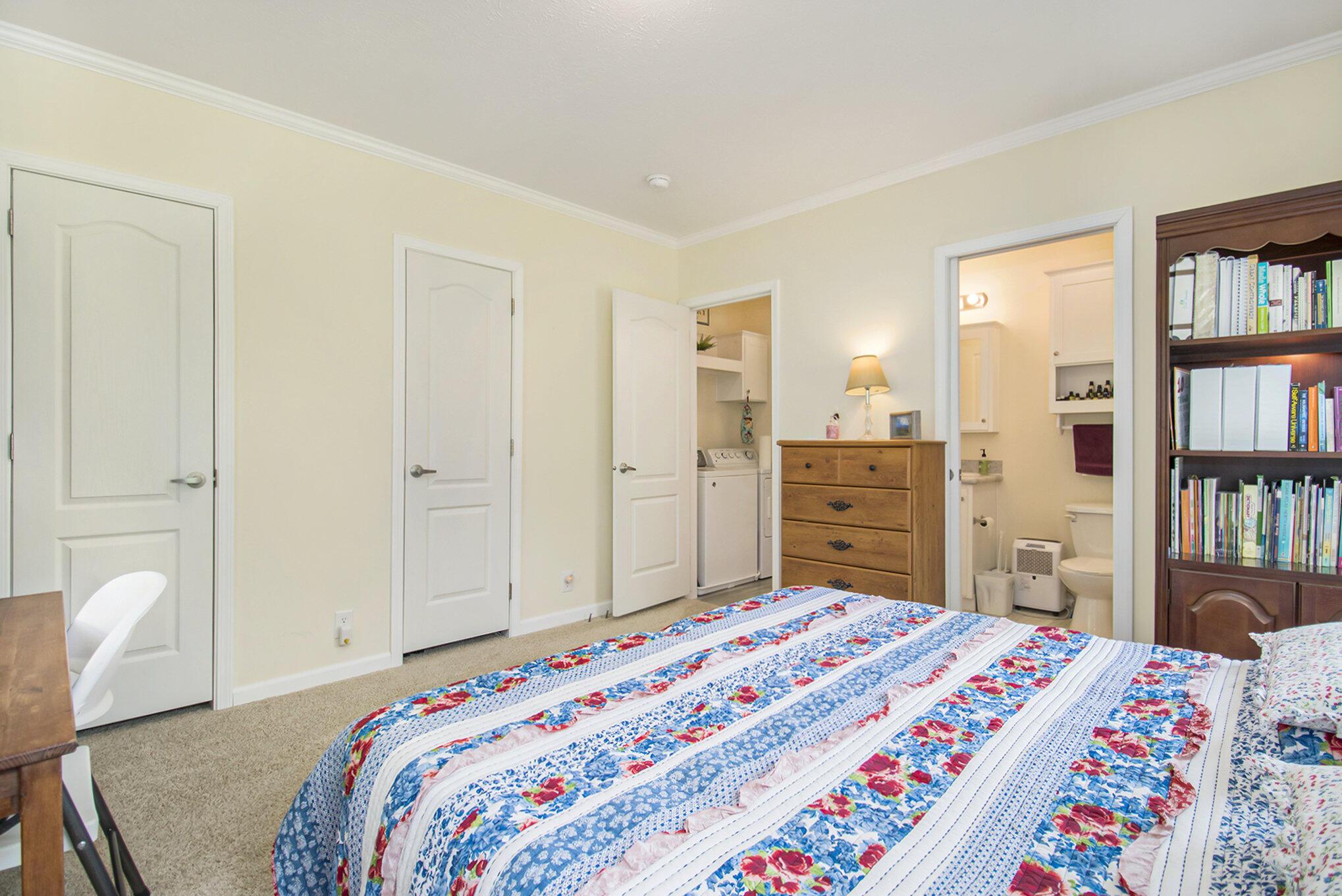 17033 Kessington Road Cassopolis, MI 49031 - Photo 7 of 18 Primary bedroom