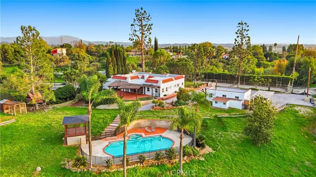 $1,800,000 | 1847 Descanso Drive, La Habra Heights, CA 90631