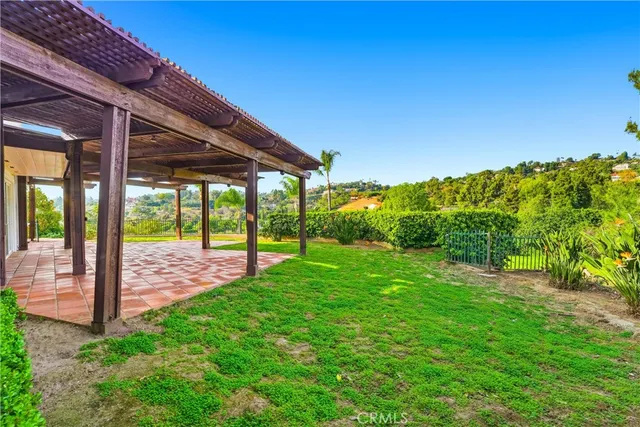 $1,800,000 | 1847 Descanso Drive, La Habra Heights, CA 90631