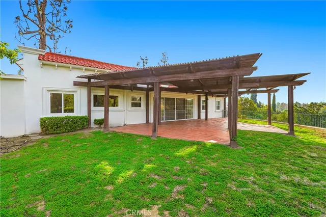 $1,800,000 | 1847 Descanso Drive, La Habra Heights, CA 90631