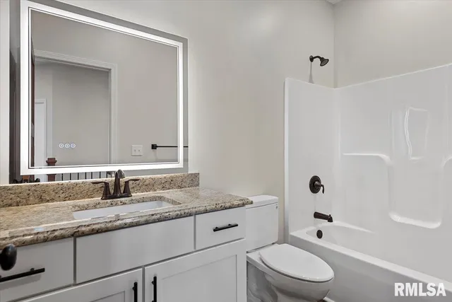 $500,000 | 47 Durbin Terrace, Chatham, IL 62629