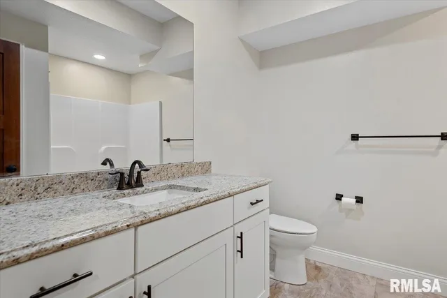 $500,000 | 47 Durbin Terrace, Chatham, IL 62629