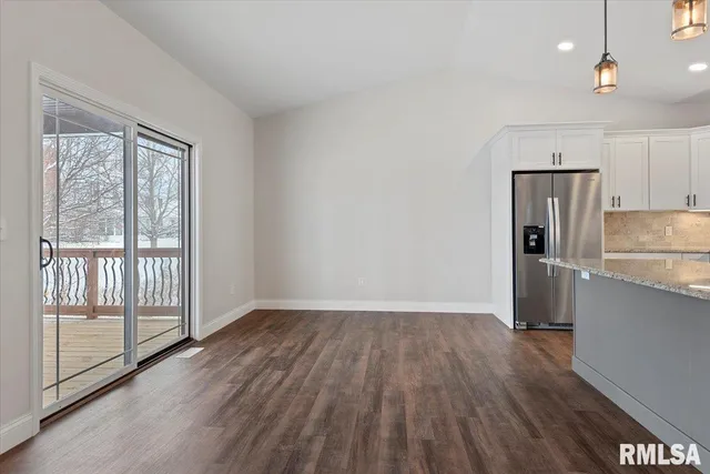 $500,000 | 47 Durbin Terrace, Chatham, IL 62629