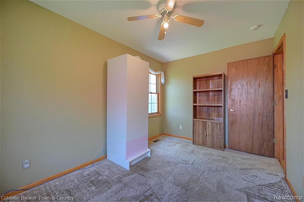 2891 Hacker Road Brighton, MI 48114 - Photo 17 of 21 Gallery Image 17