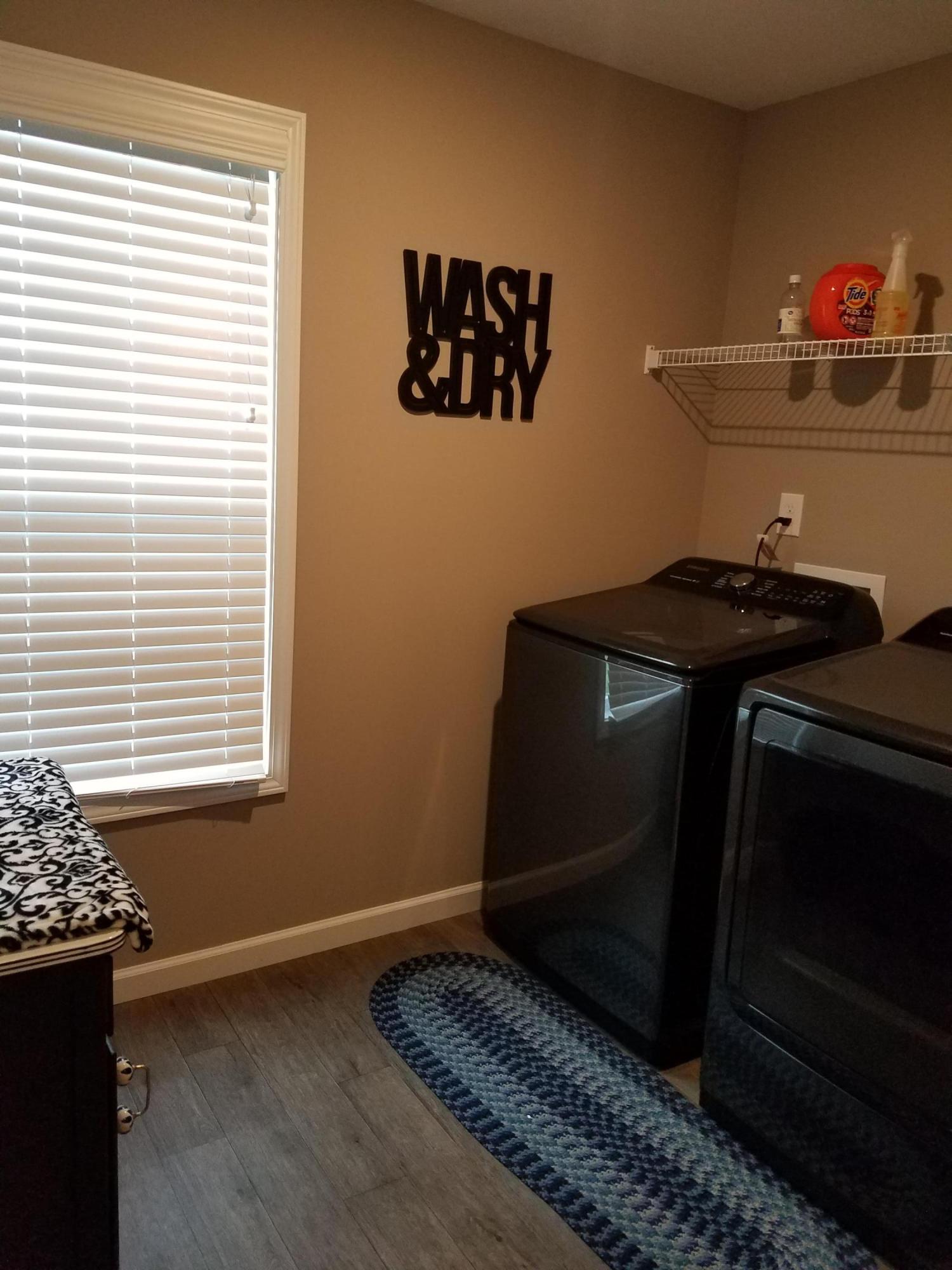 7344 Ladd Road Powell, TN 37849 - Photo 24 of 26 Laundry room