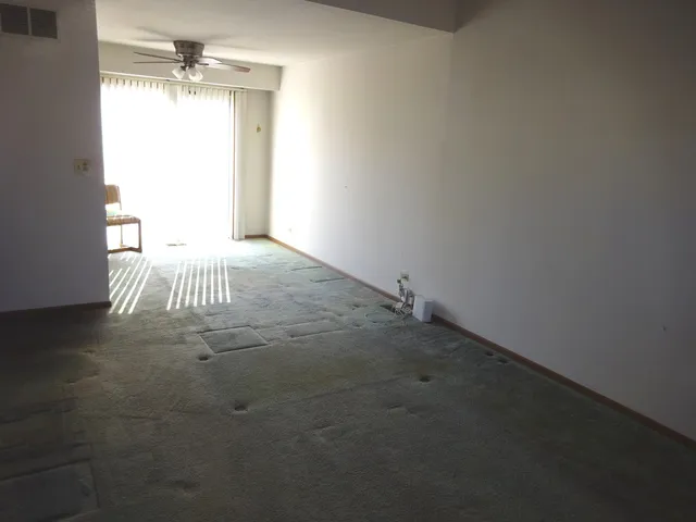 $199,900 | 1793 Goddard Lane, Hanover Park, IL 60133