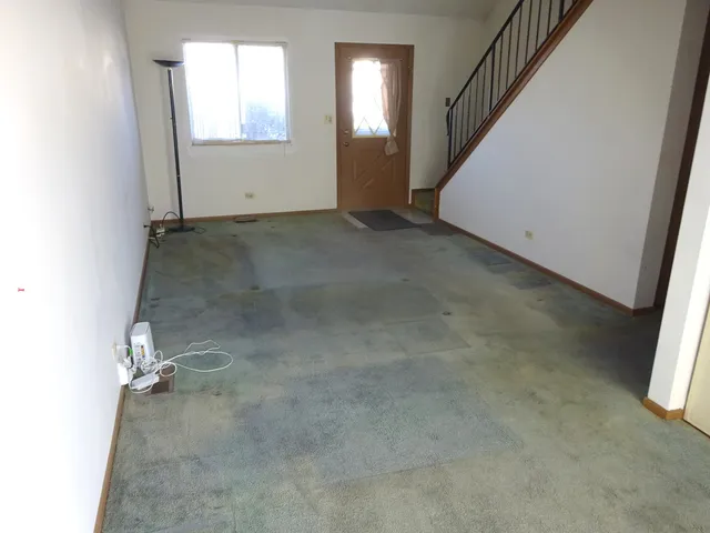 $199,900 | 1793 Goddard Lane, Hanover Park, IL 60133