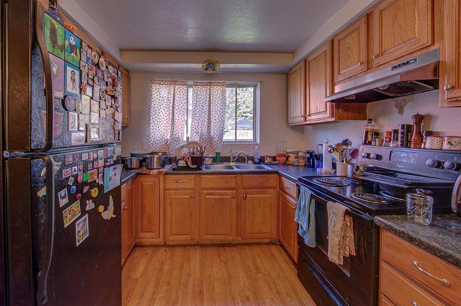 596 Sherman Way Eagle Point, OR 97524 - Photo 4 of 19 Additional Photo