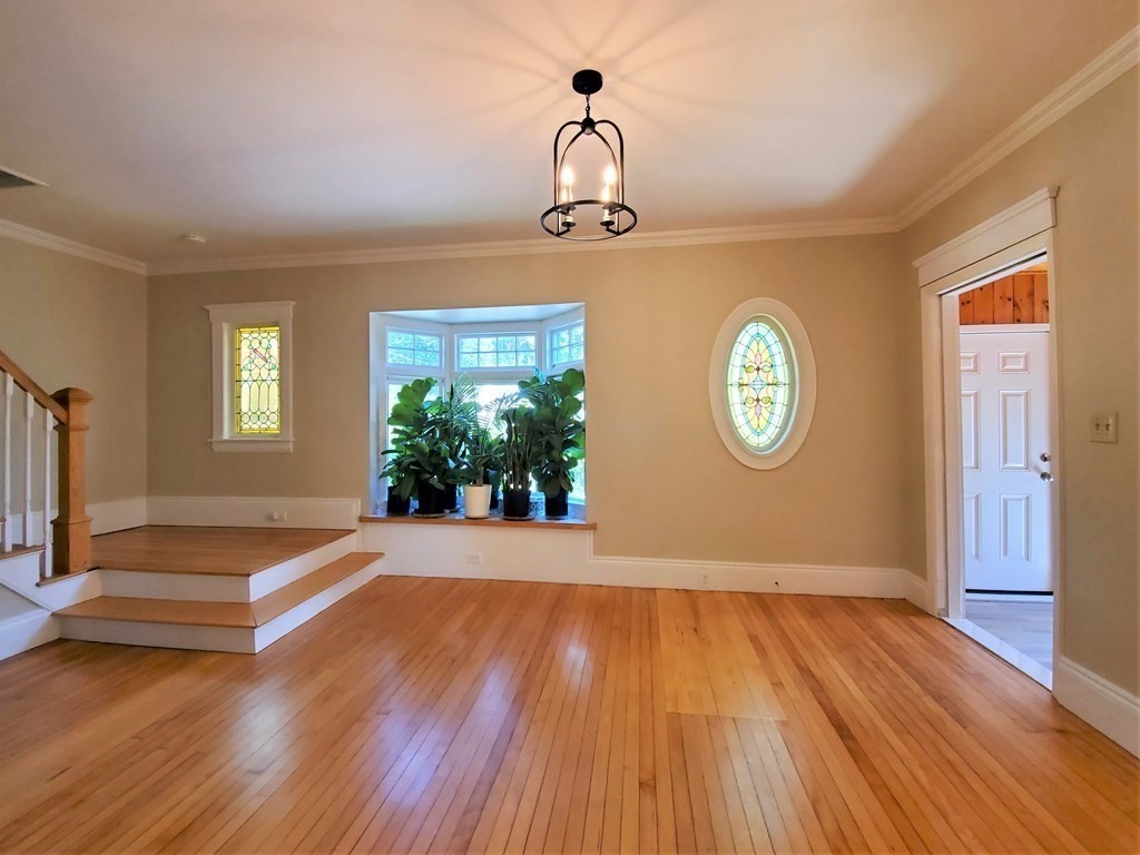 6 Central Street Methuen, MA 01844 - Photo 10 of 36