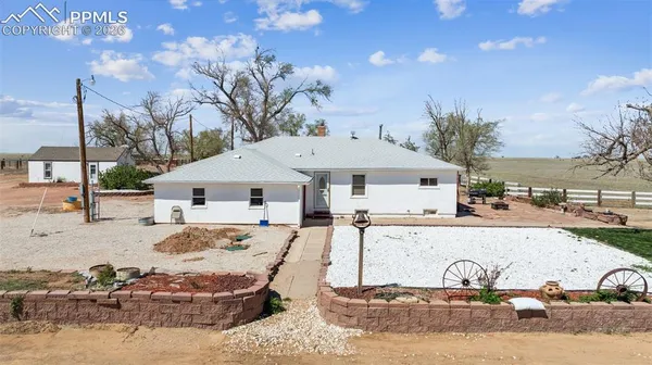 $749,500 | 6771 Boone Road, Boone, CO 81025