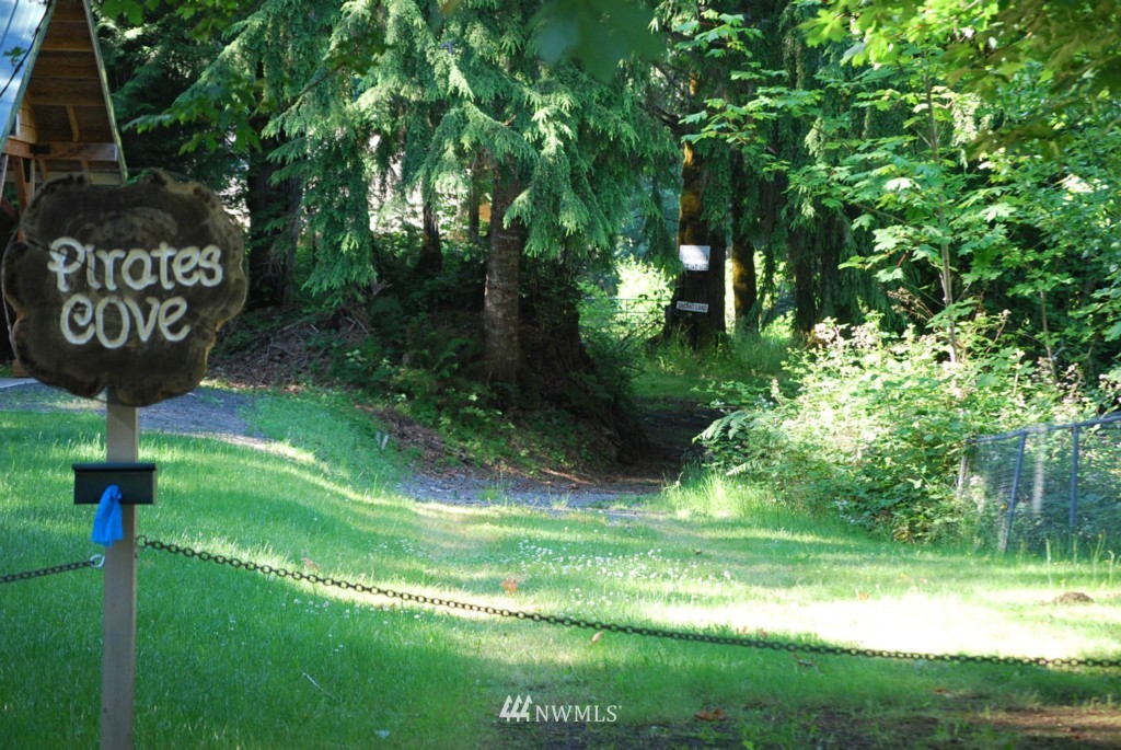 0 East Lombard Road Grapeview, WA 98546 - Photo 2 of 19 Gallery Image 2